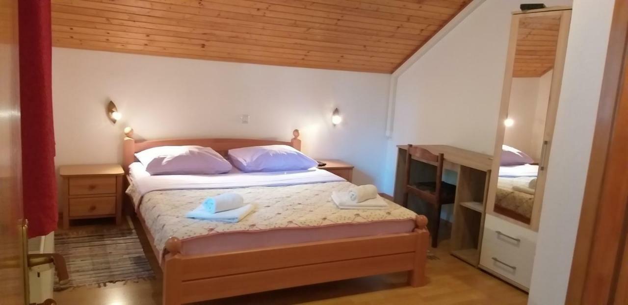 Apartman & Sobe Orhideja Smoljanac Exterior photo