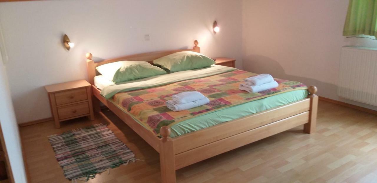 Apartman & Sobe Orhideja Smoljanac Exterior photo