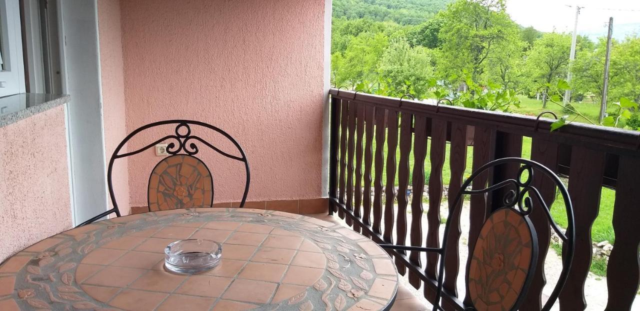 Apartman & Sobe Orhideja Smoljanac Exterior photo